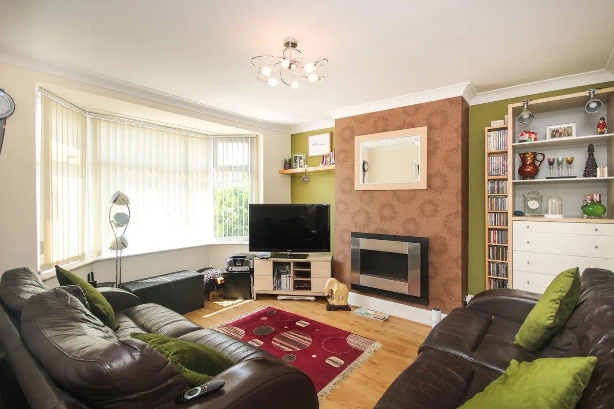 House Kenpas Highway in Coventry