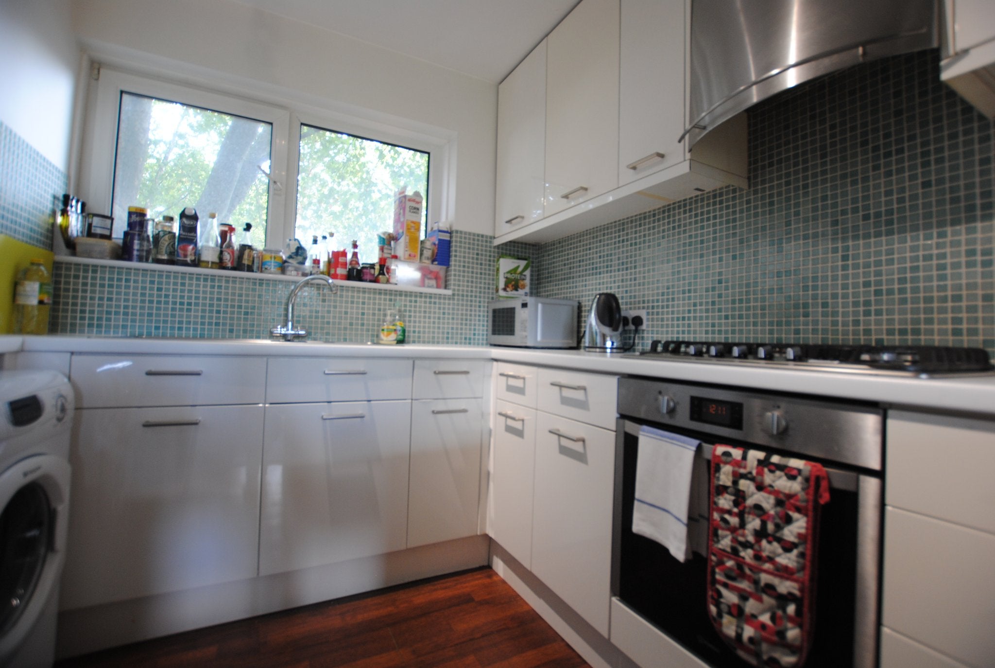 Flat Binfield Road in Greater London