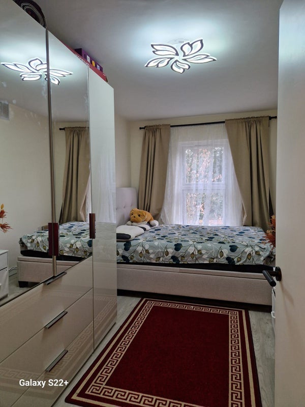 Room Hindes Road in Greater London