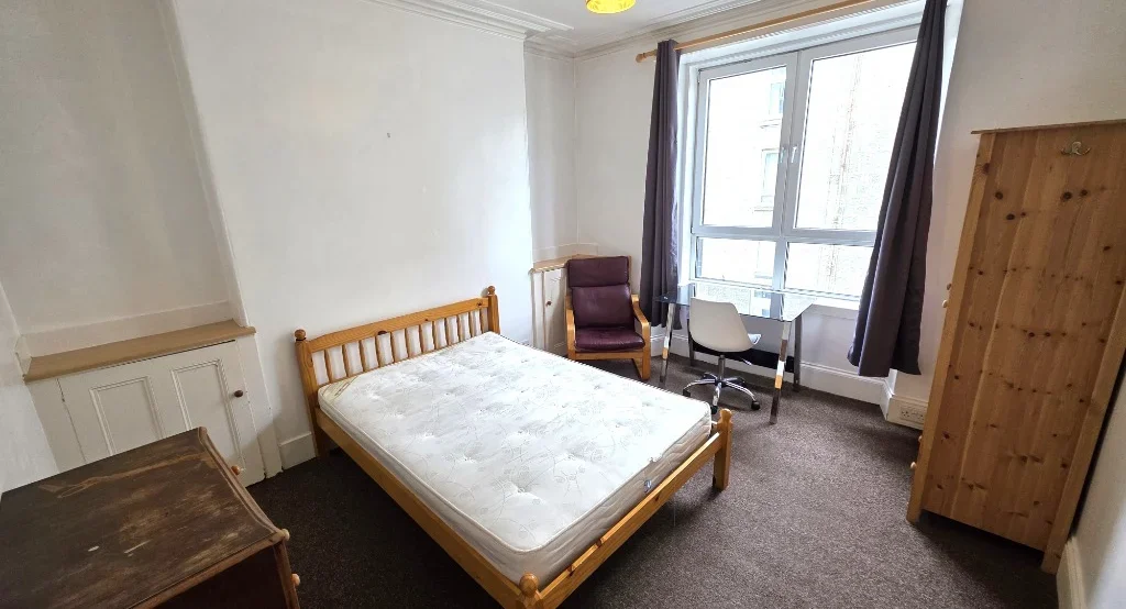 Flat Urquhart Road in Aberdeen City