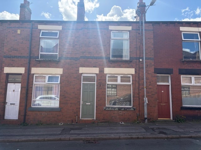 House Raphael Street in Bolton