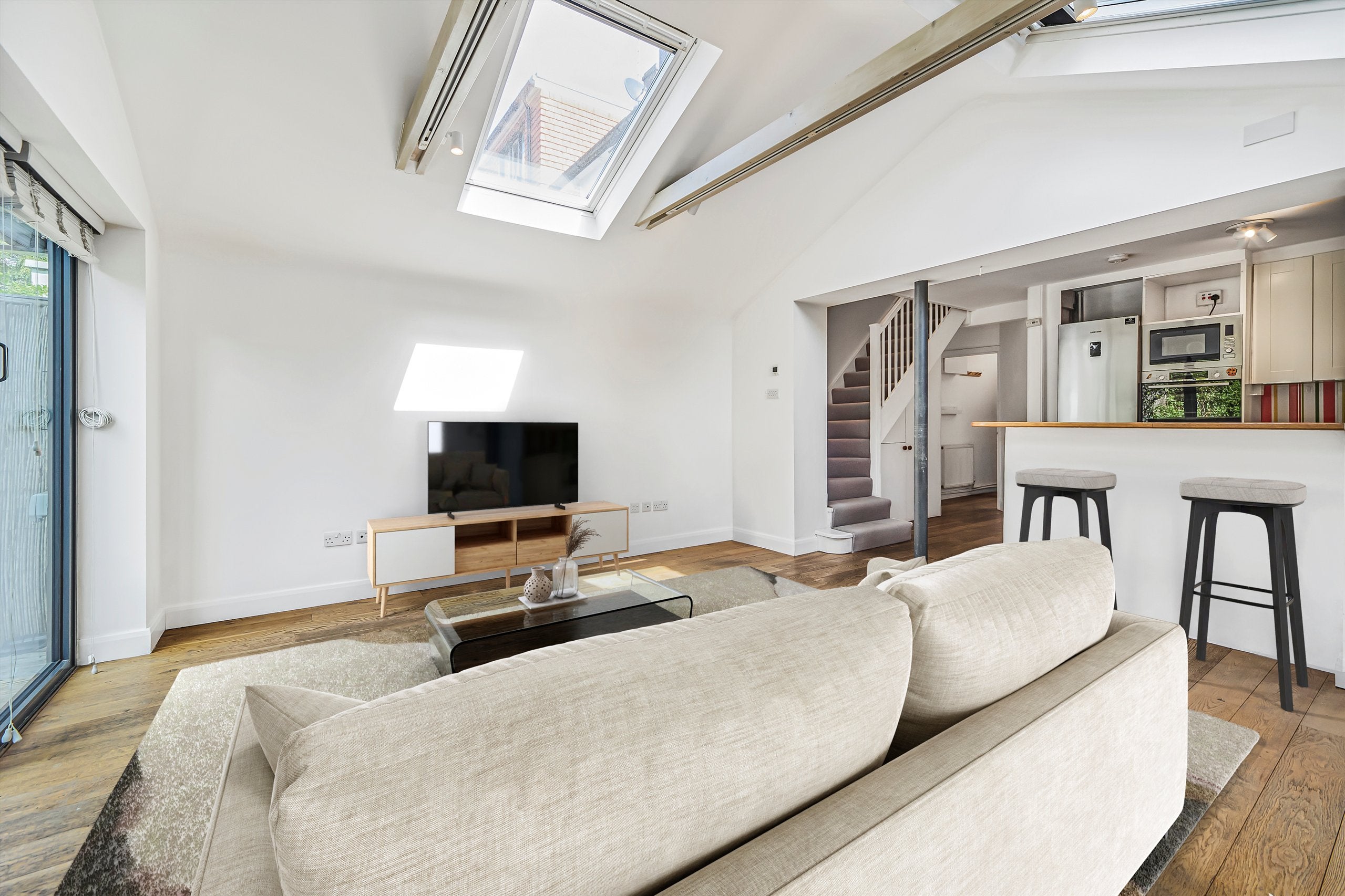 House Kilmington Road in Greater London