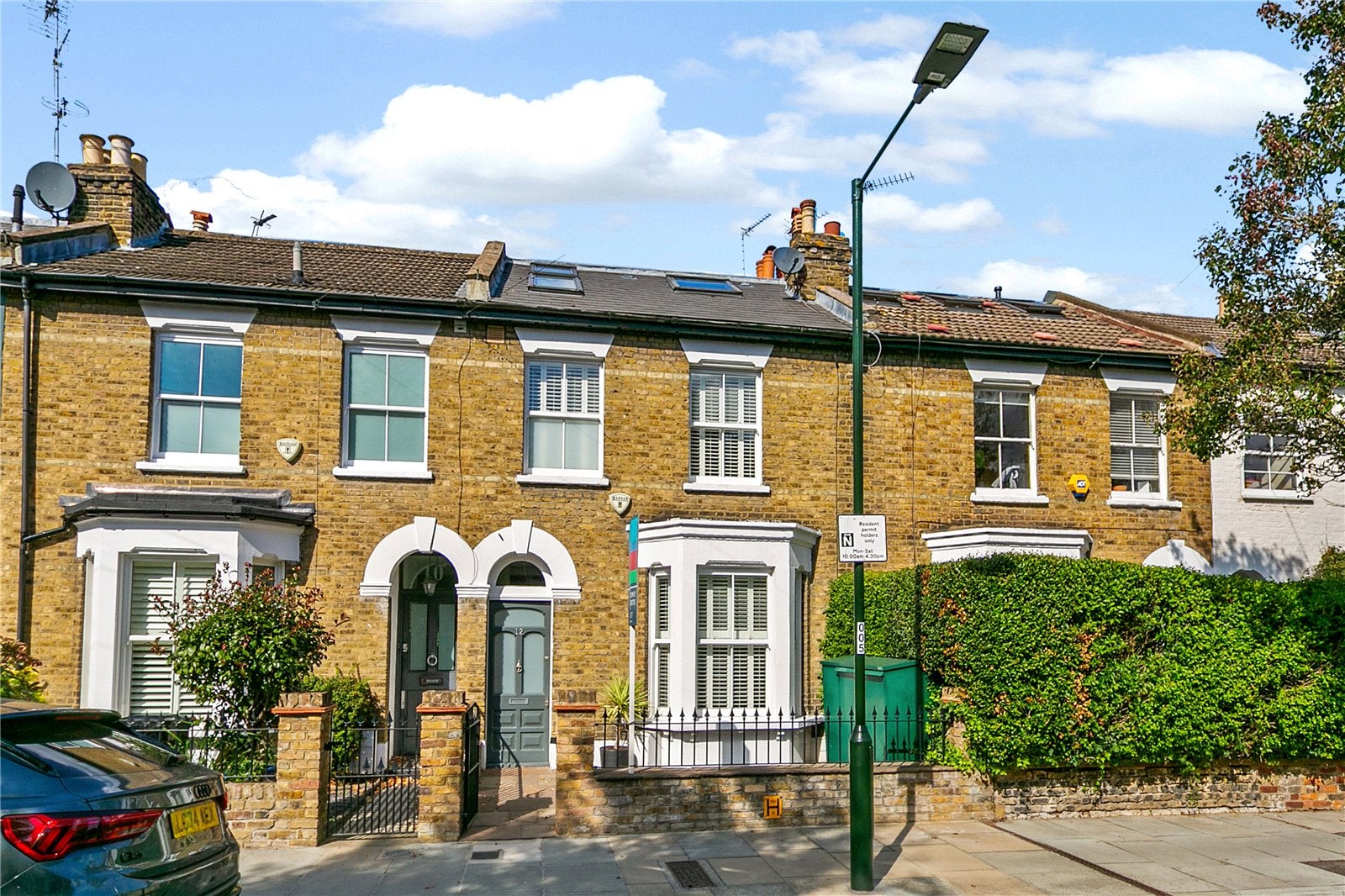 House Raleigh Road in Greater London