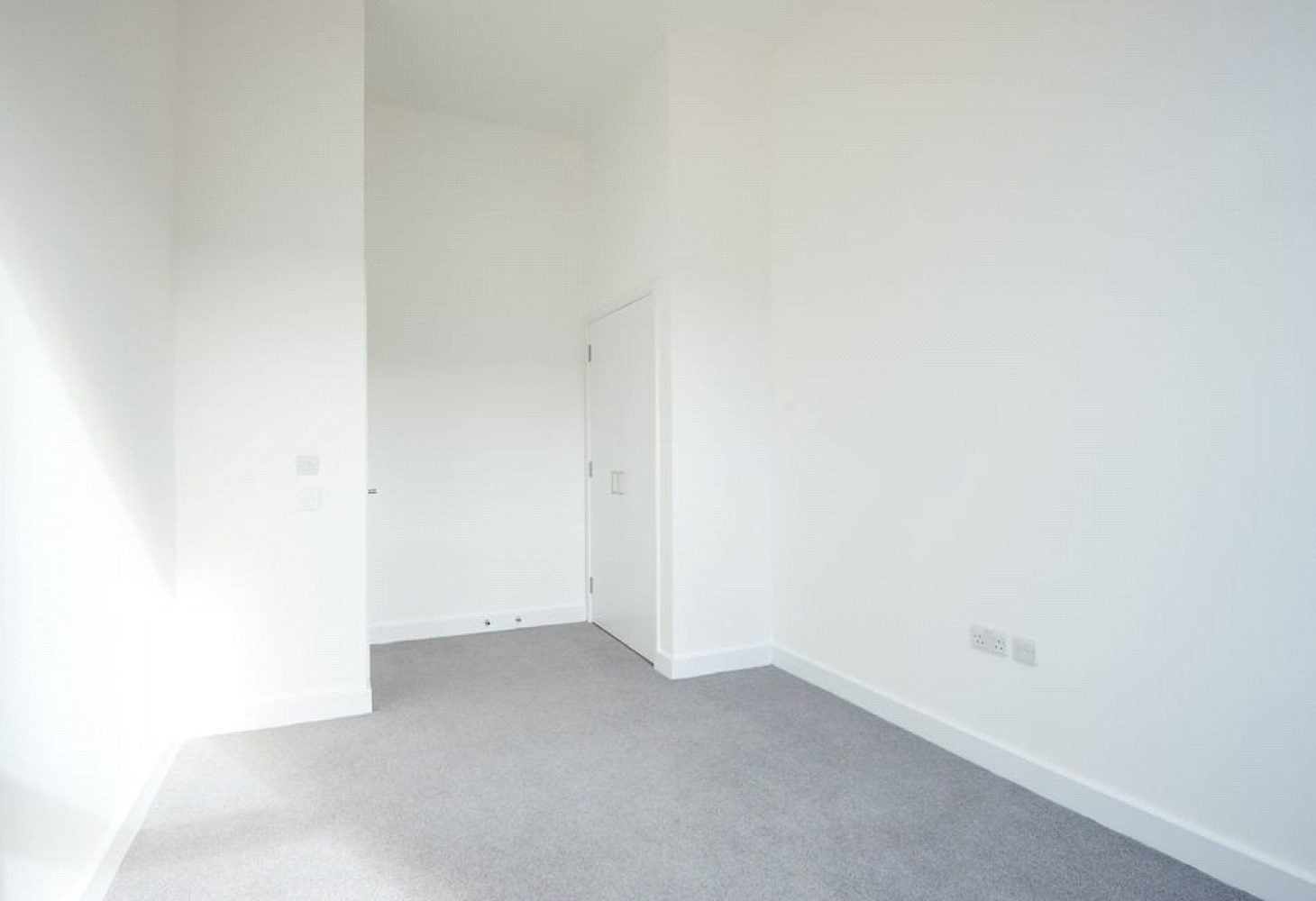 Flat Burgess Springs in Chelmsford