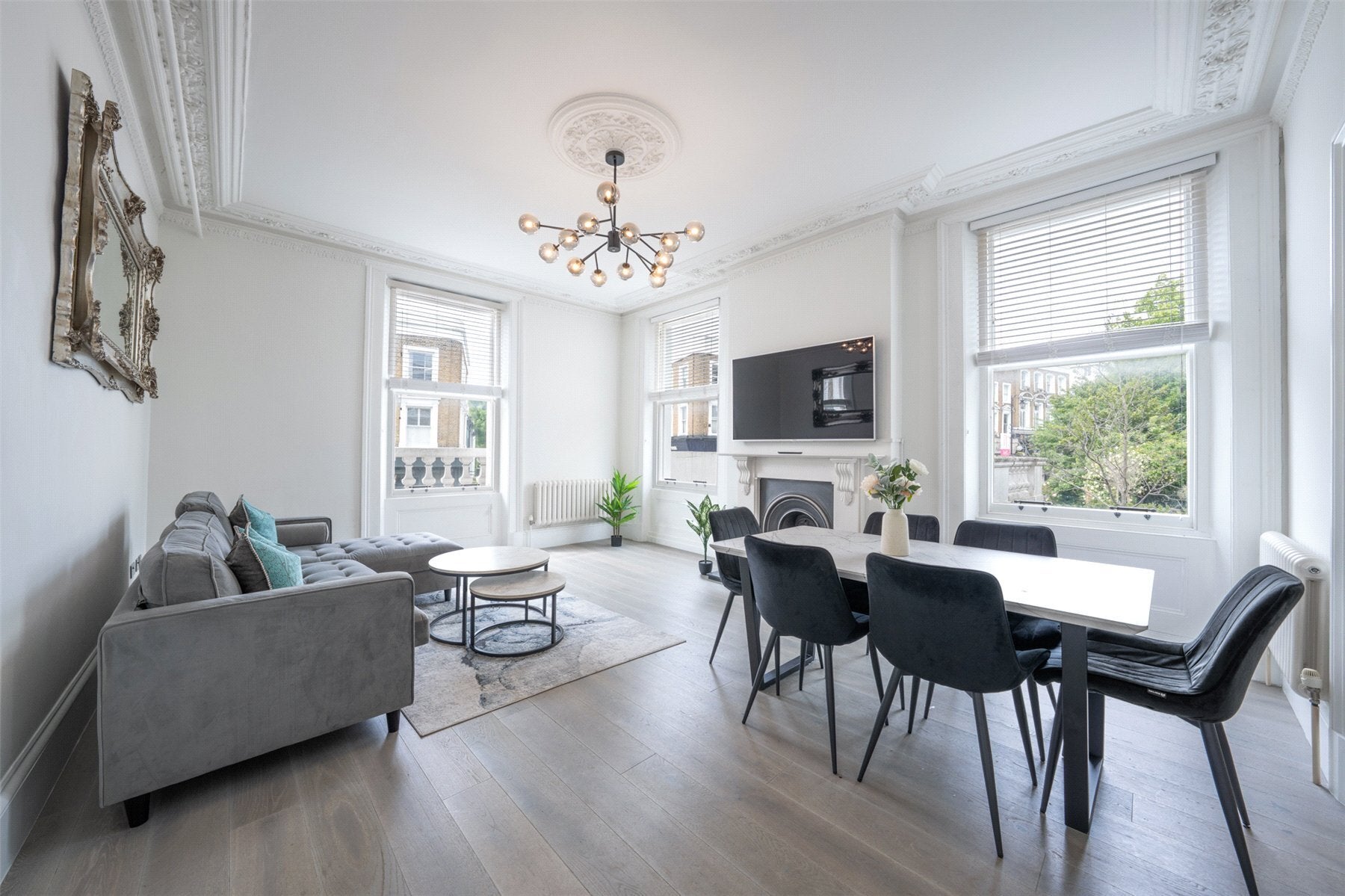 Flat Haverstock Hill in Greater London