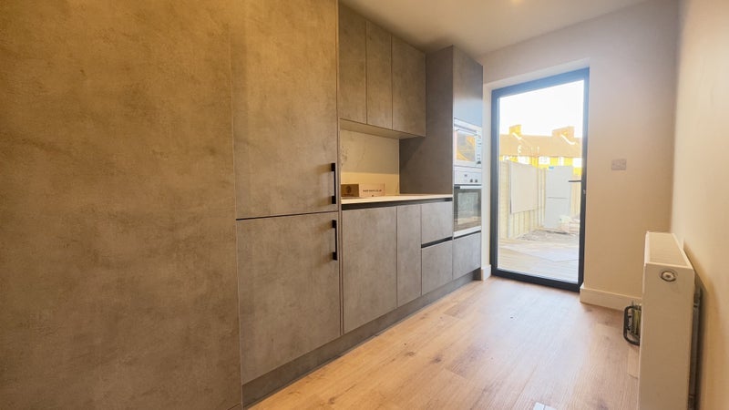 Room The Curve in Greater London