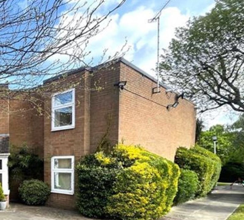 Room Arlington Road in Greater London