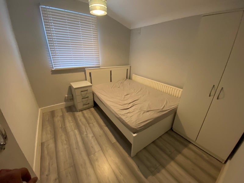 House Colegrave Road in Greater London