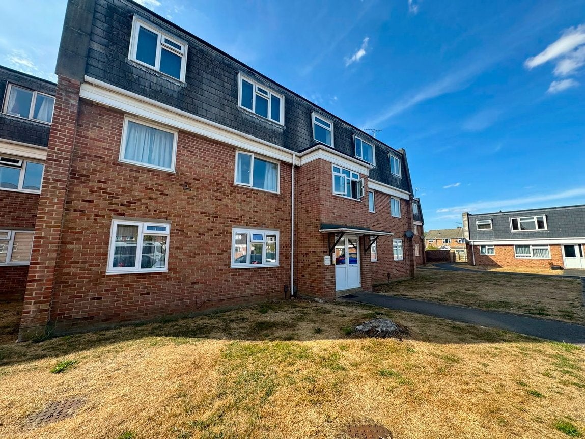Flat Trent Road in Greenmeadow