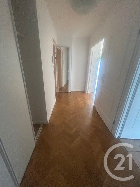 Flat Rue du Contrat Social in Asnières-sur-Seine