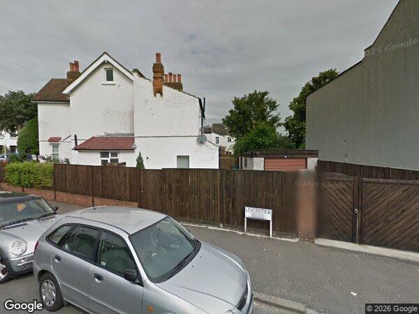 Flat Sydenham Road in Greater London