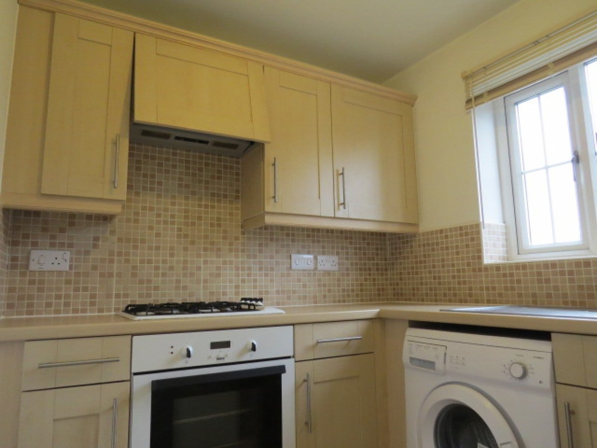 Flat Kyle Close in North East Derbyshire