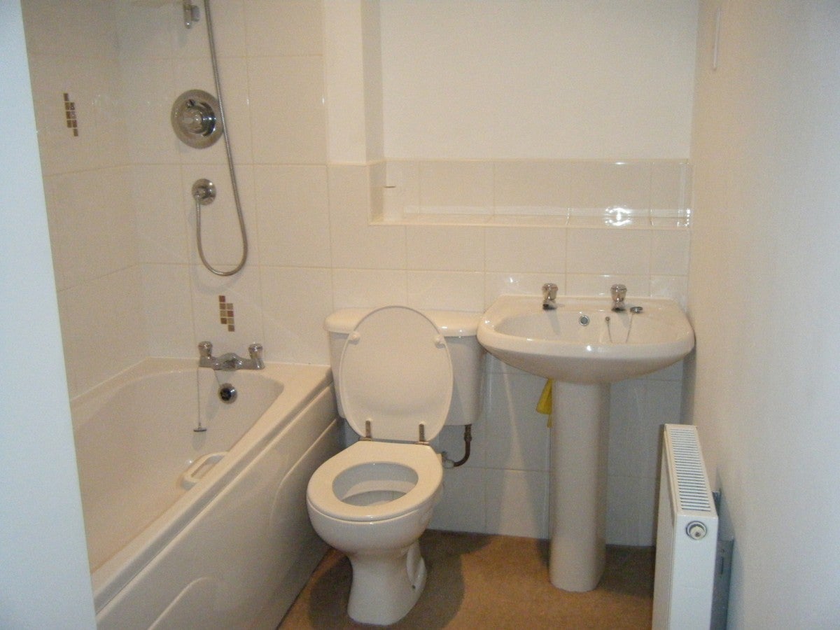 Flat Kyle Close in North East Derbyshire