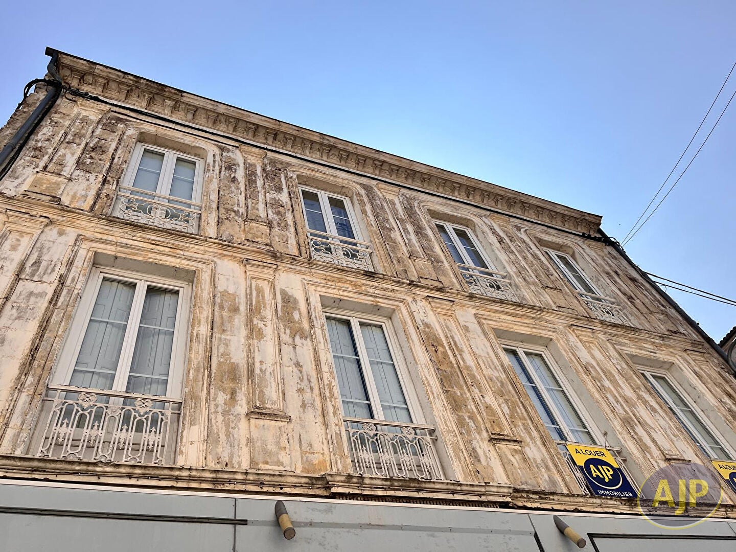 Flat Rue de la Lauriere in Roussines