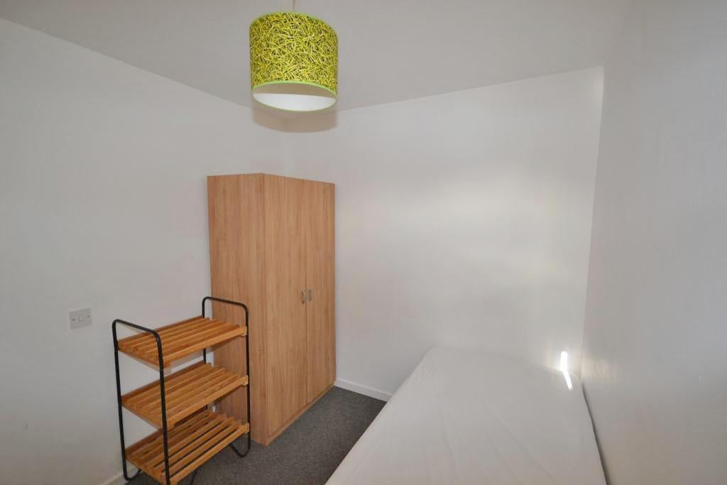 Room Bridgeford Court in Milton Keynes