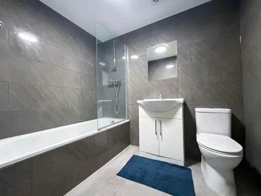 House Barchester Close in Greater London