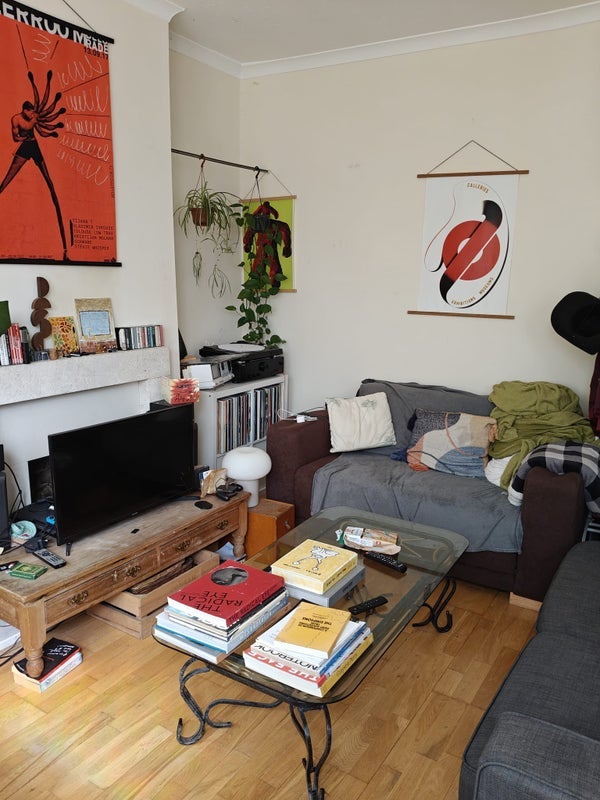 Room Courcy Road in Greater London