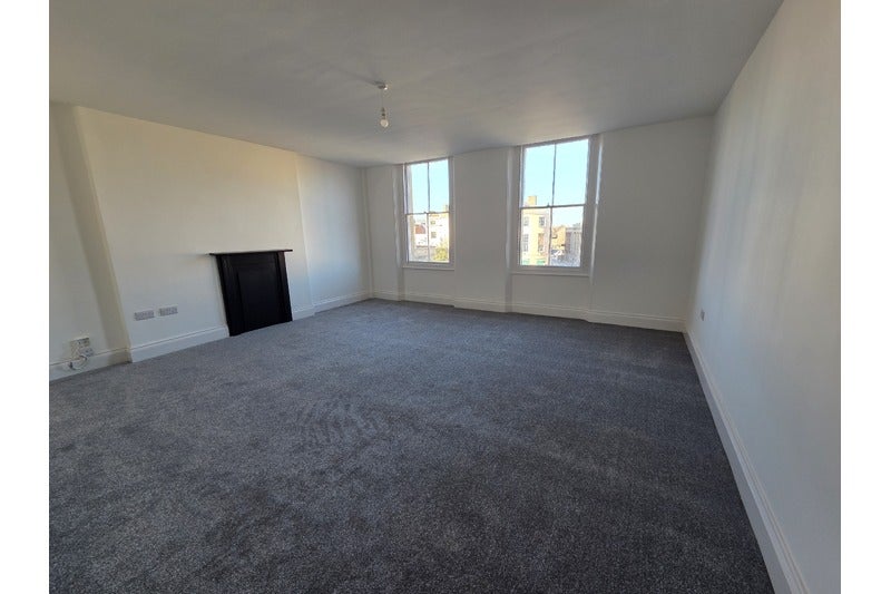 Flat Cornhill in Bridgwater