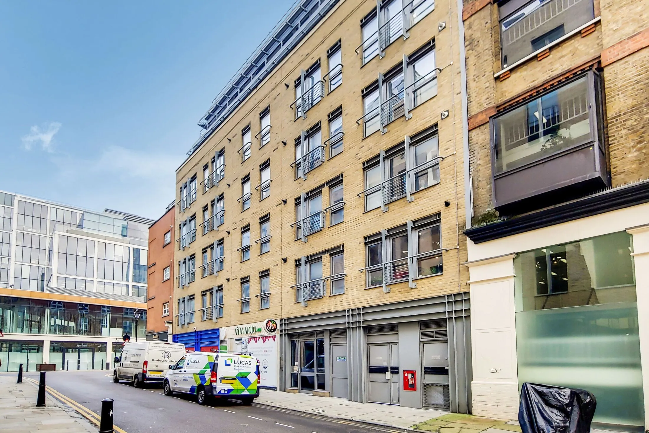 Flat Steward Street in Greater London