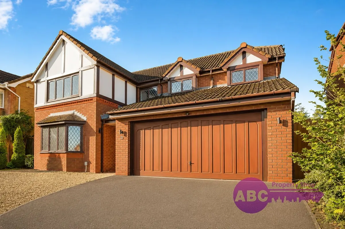 House Auden Close in Burntwood Pentre