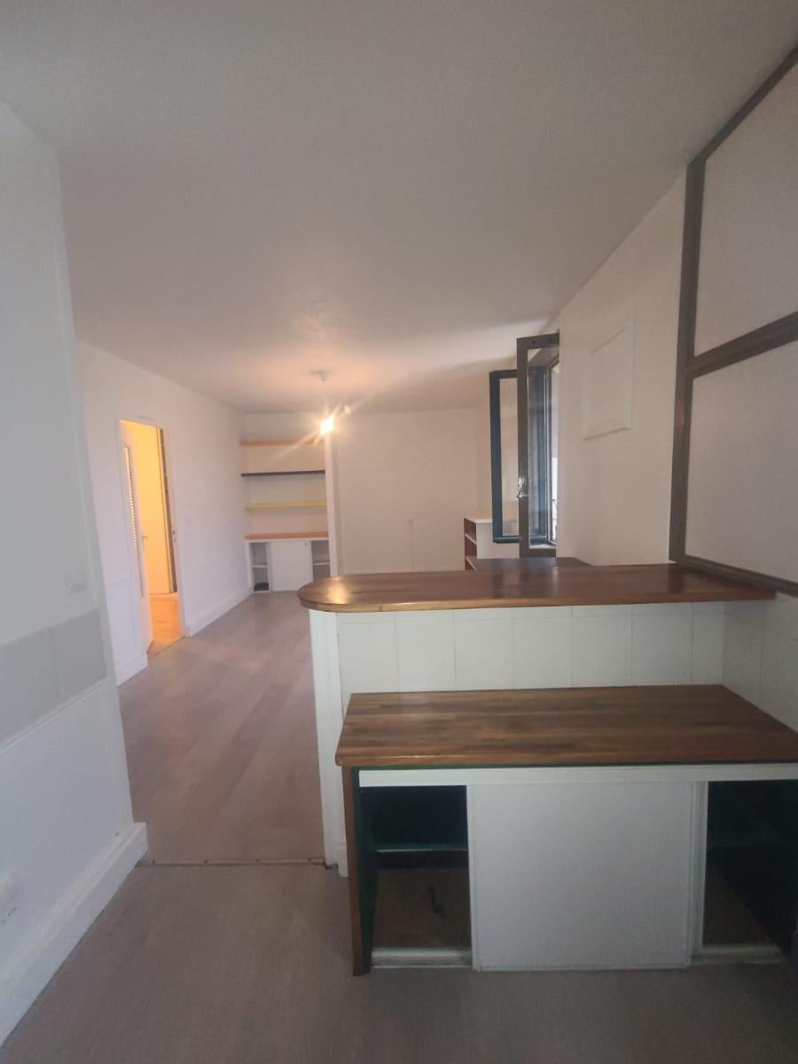 Appartement Rue du Moulin à Vent à Vénissieux