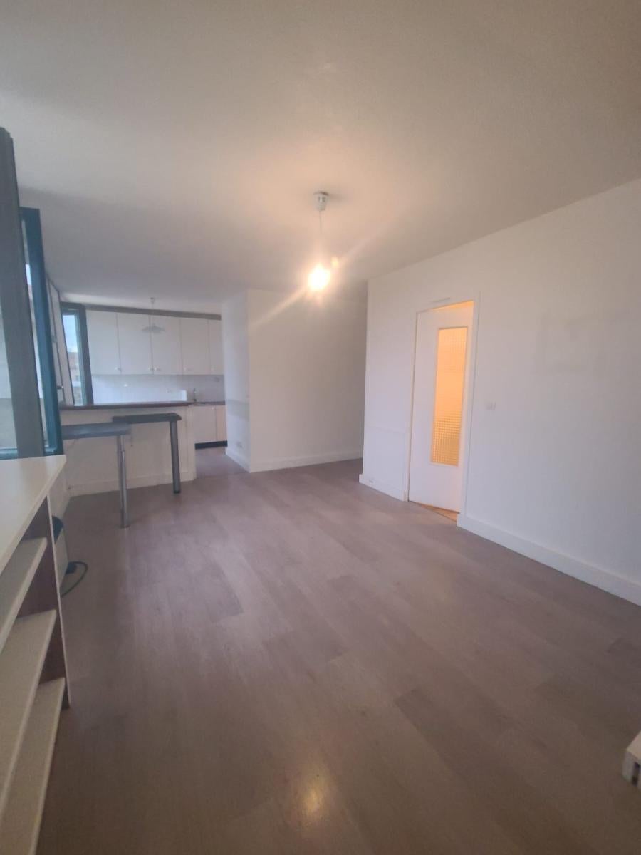 Appartement Rue du Moulin à Vent à Vénissieux