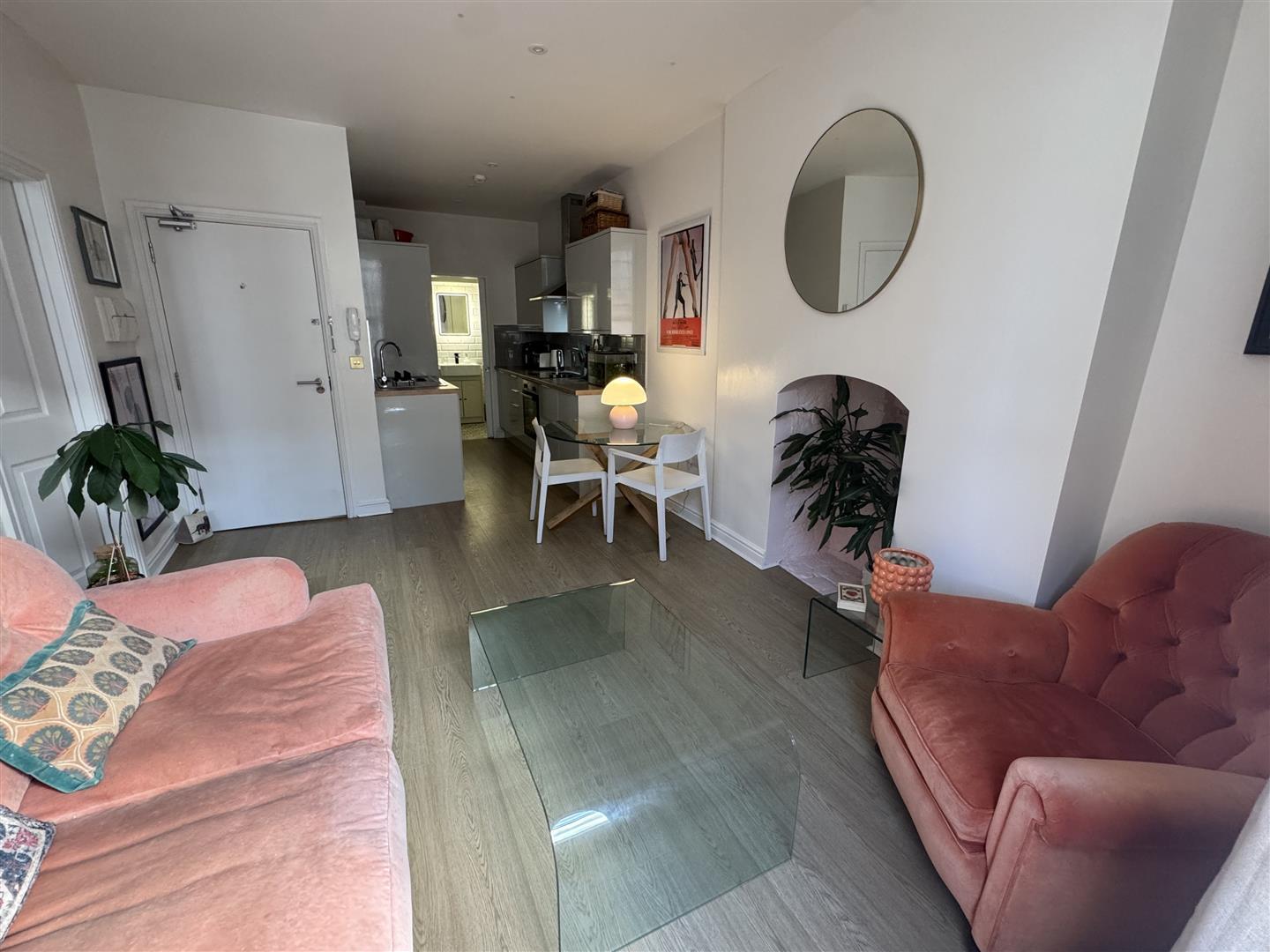 Flat Cornhill in Dorchester