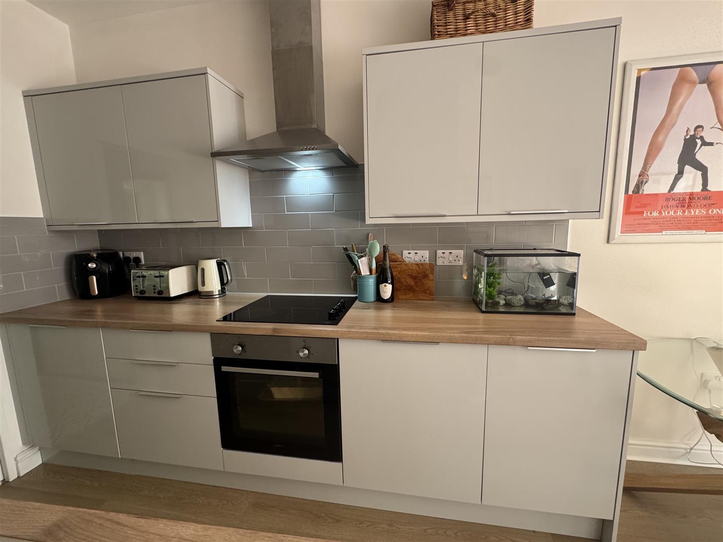 Flat Cornhill in Dorchester