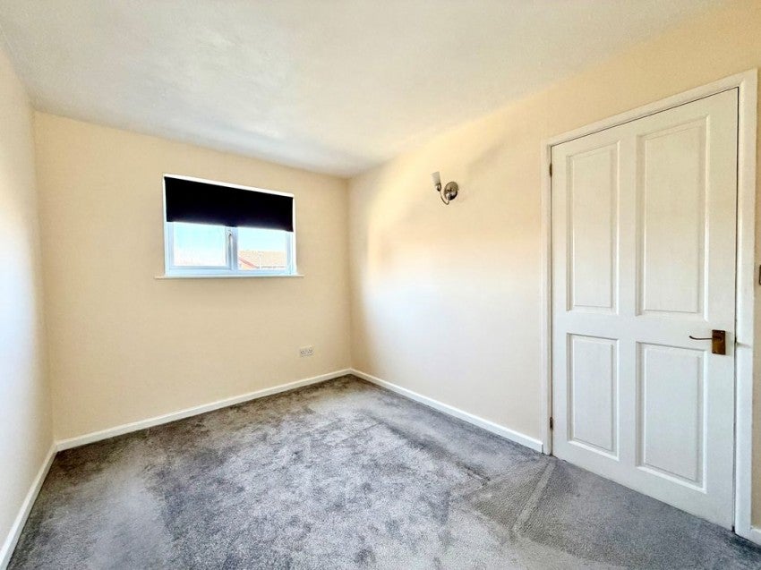 Flat Highgrove Close in Calne