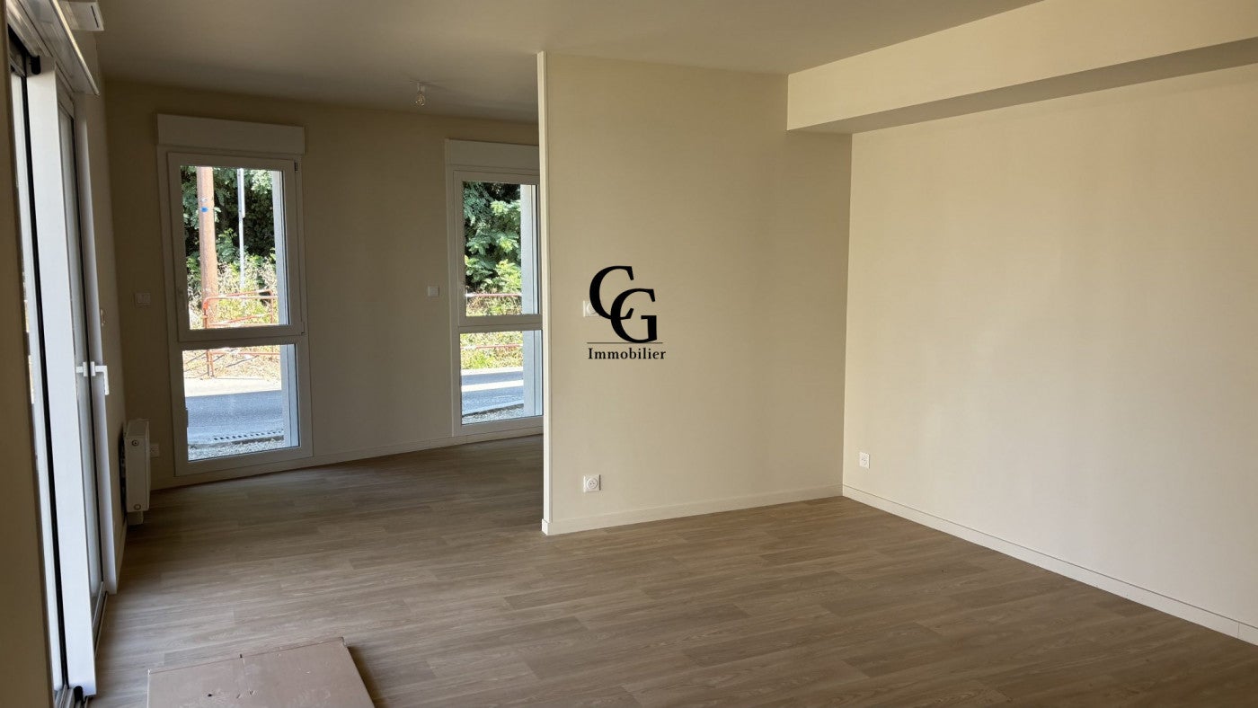 Flat Rue Henri Charpentier in Vertou