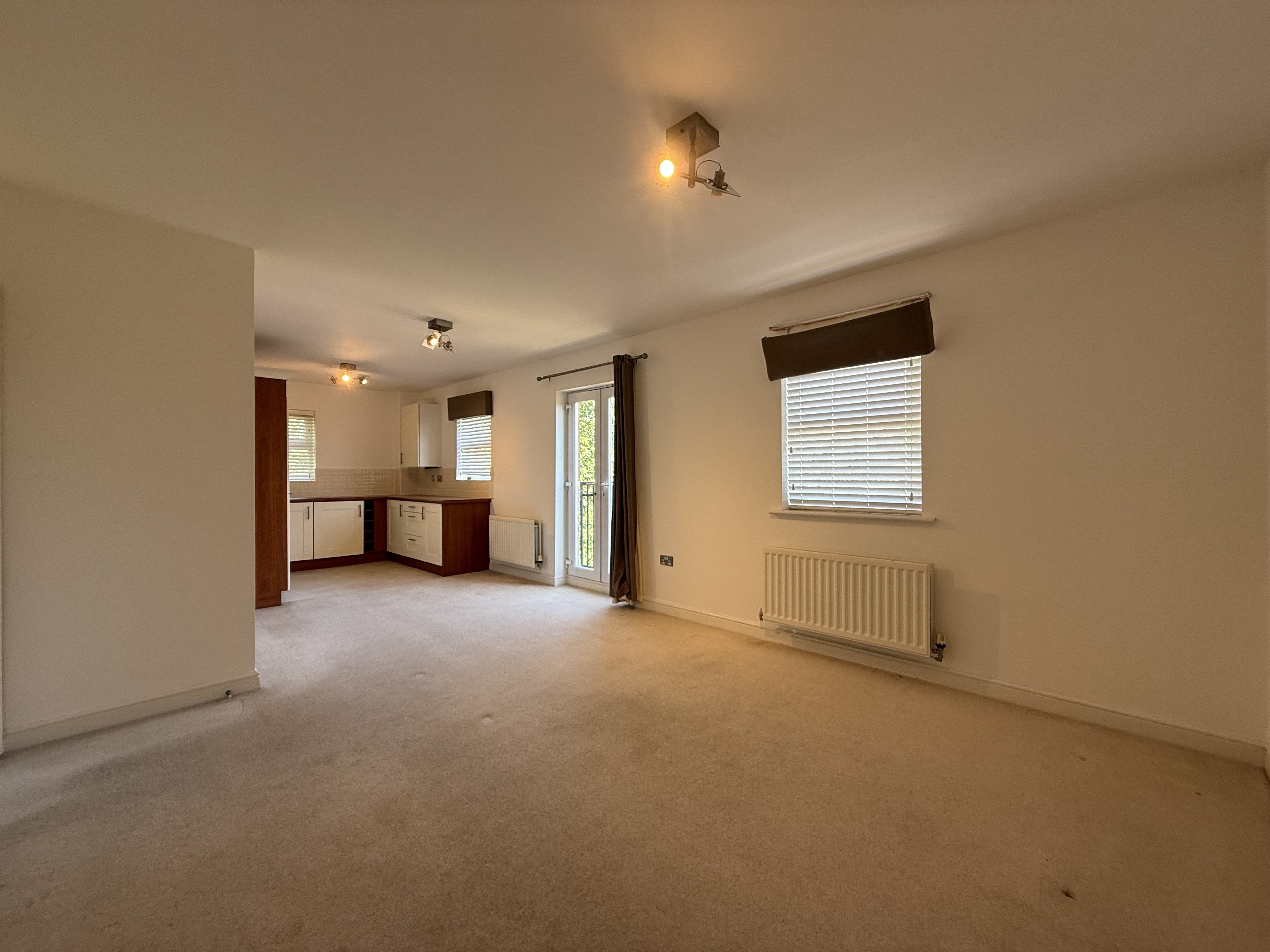 Flat Thacker Drive in Lichfield