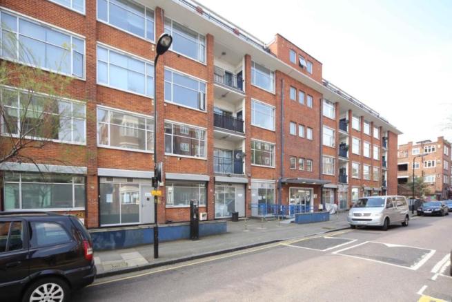 Flat Wheatfield Way in Greater London