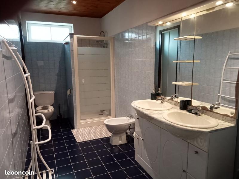 House Rue des Treilles in Libourne