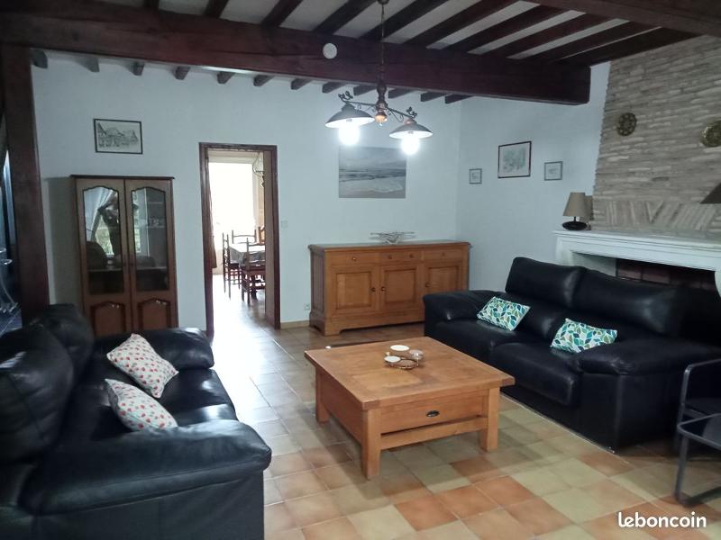 House Rue des Treilles in Libourne