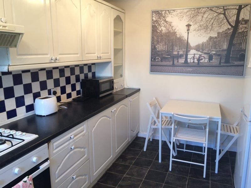 Room Clarence Road in Greater London