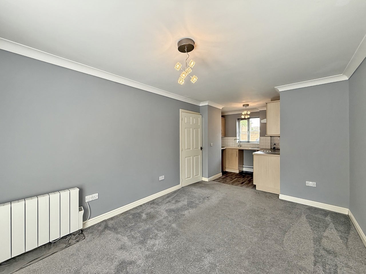 Flat Willenhall Road in Wolverhampton