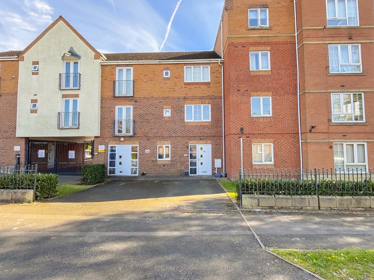 Flat Willenhall Road in Wolverhampton
