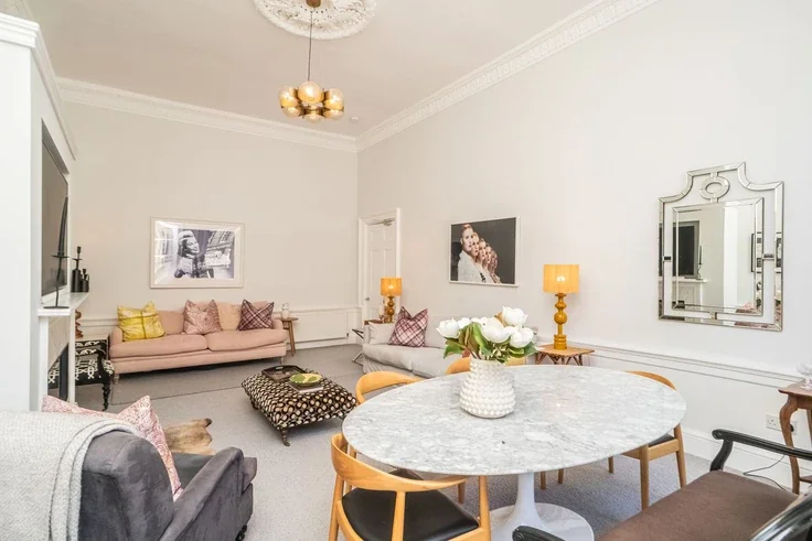 Flat Annandale Street in City of Edinburgh