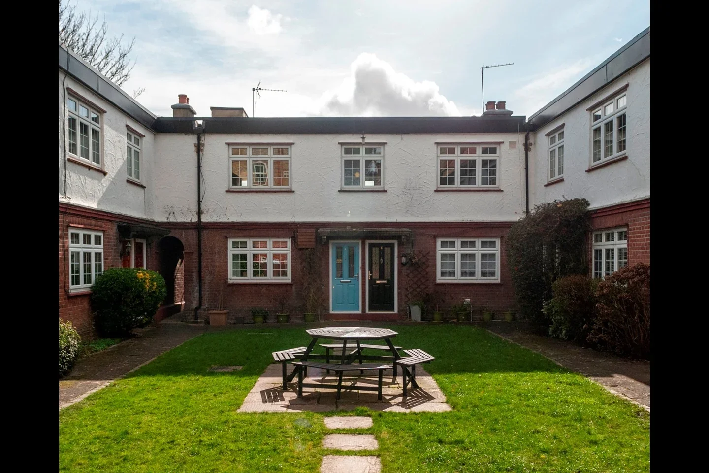 Flat Bromley Road in Greater London