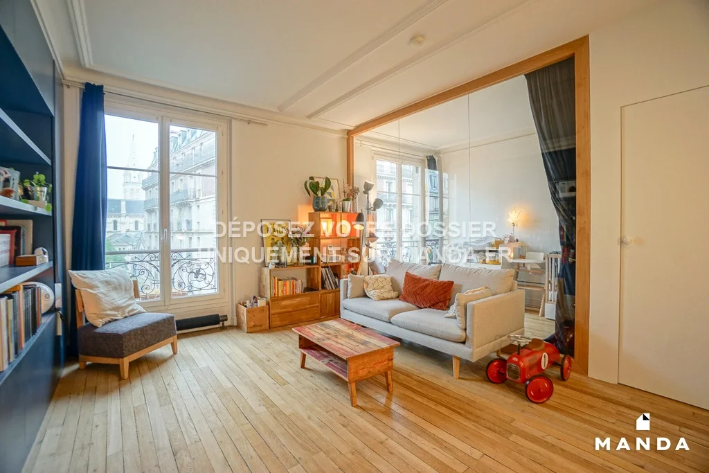 Flat Avenue Parmentier in Paris