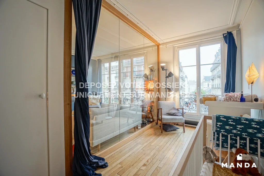 Flat Avenue Parmentier in Paris