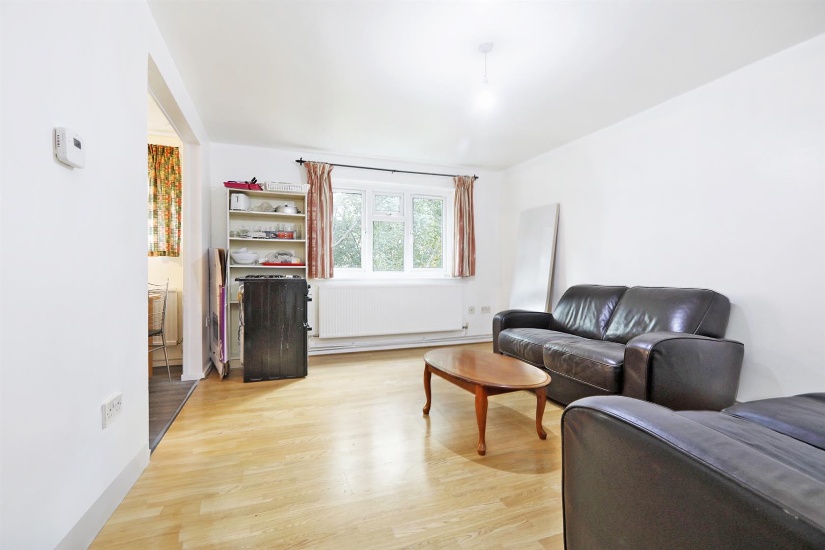 Flat Rockingham Street in Greater London