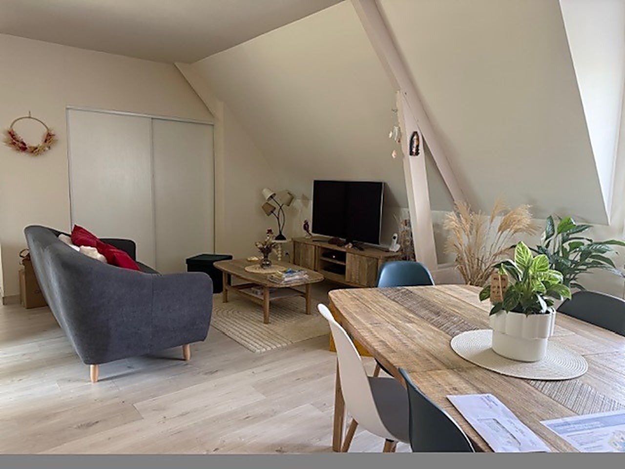 Appartement Place de la Mairie à Mordelles
