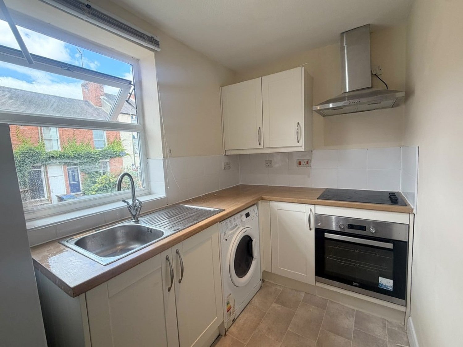 Flat Newland Road in Cherwell District