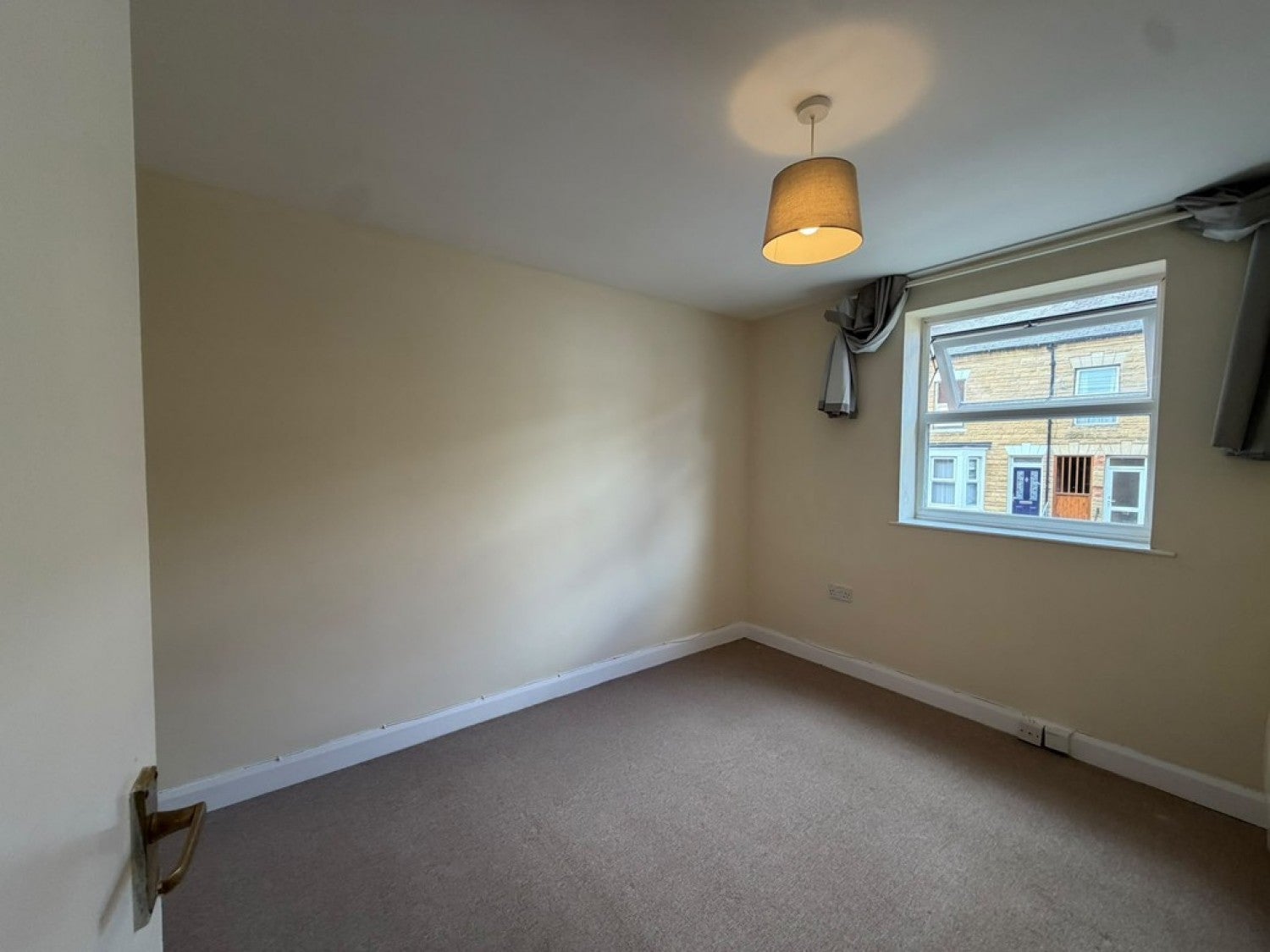 Flat Newland Road in Cherwell District