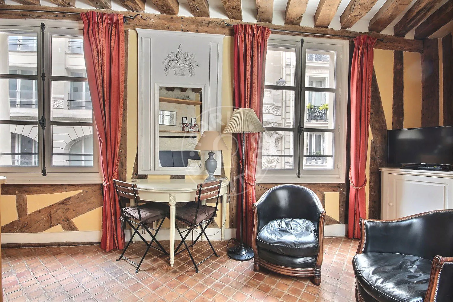 Appartement Rue Saint-Roch à Paris