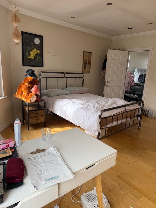 Room Talbot Road in Greater London