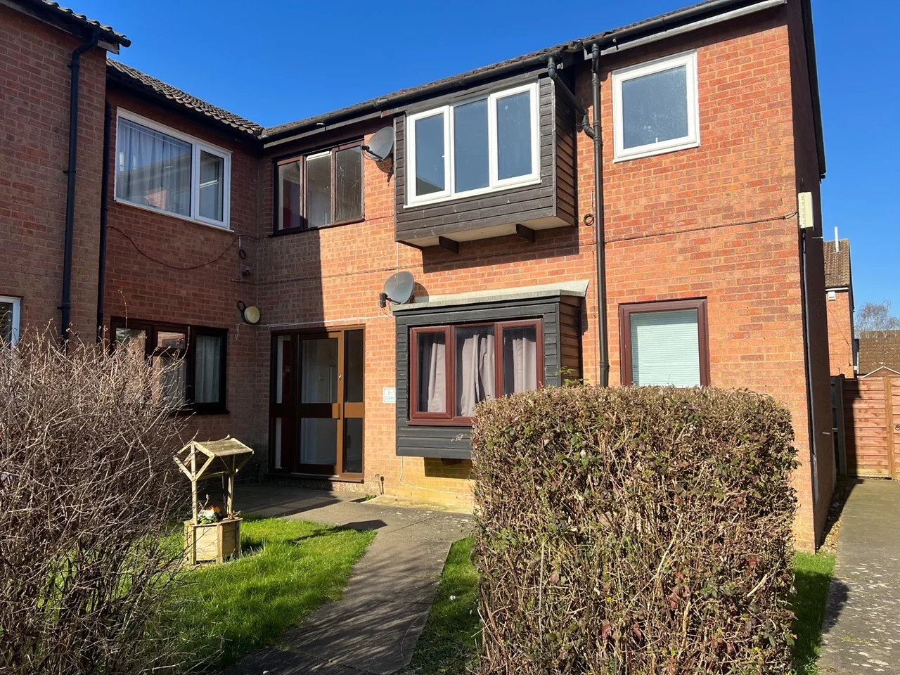 Flat Denmead in Milton Keynes
