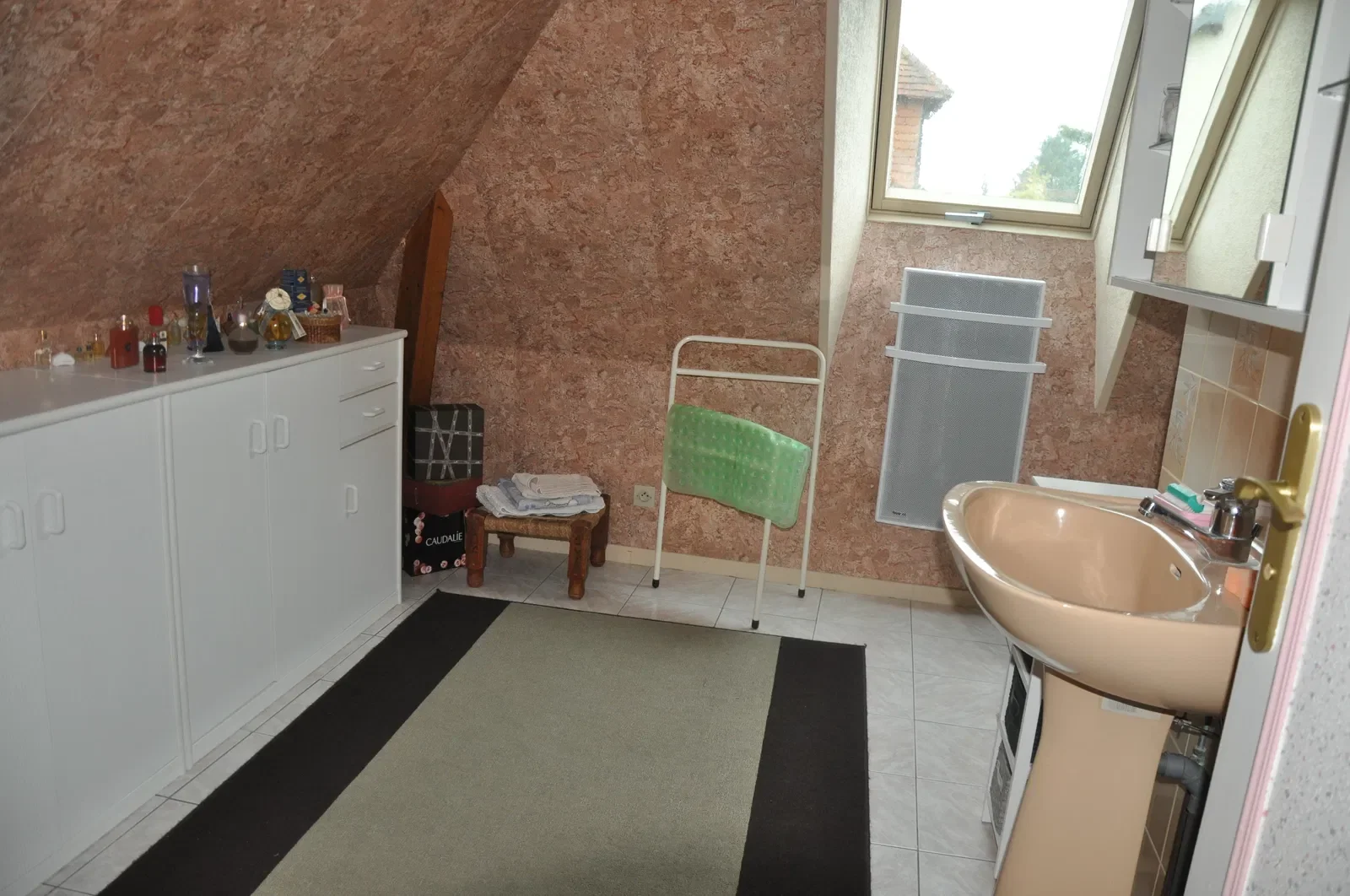 Room Route de Saint-Martin le Beau in Lussault-sur-Loire