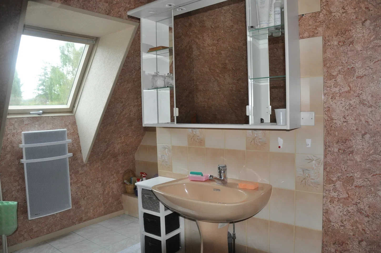 Room Route de Saint-Martin le Beau in Lussault-sur-Loire